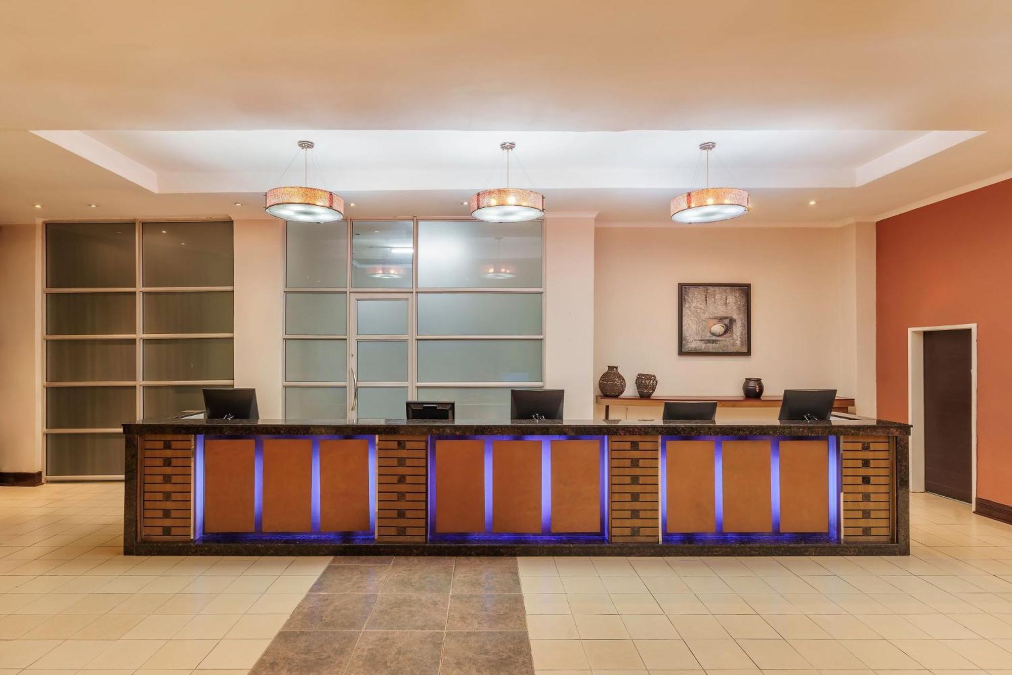 Protea Hotel By Marriott Lusaka Buitenkant foto