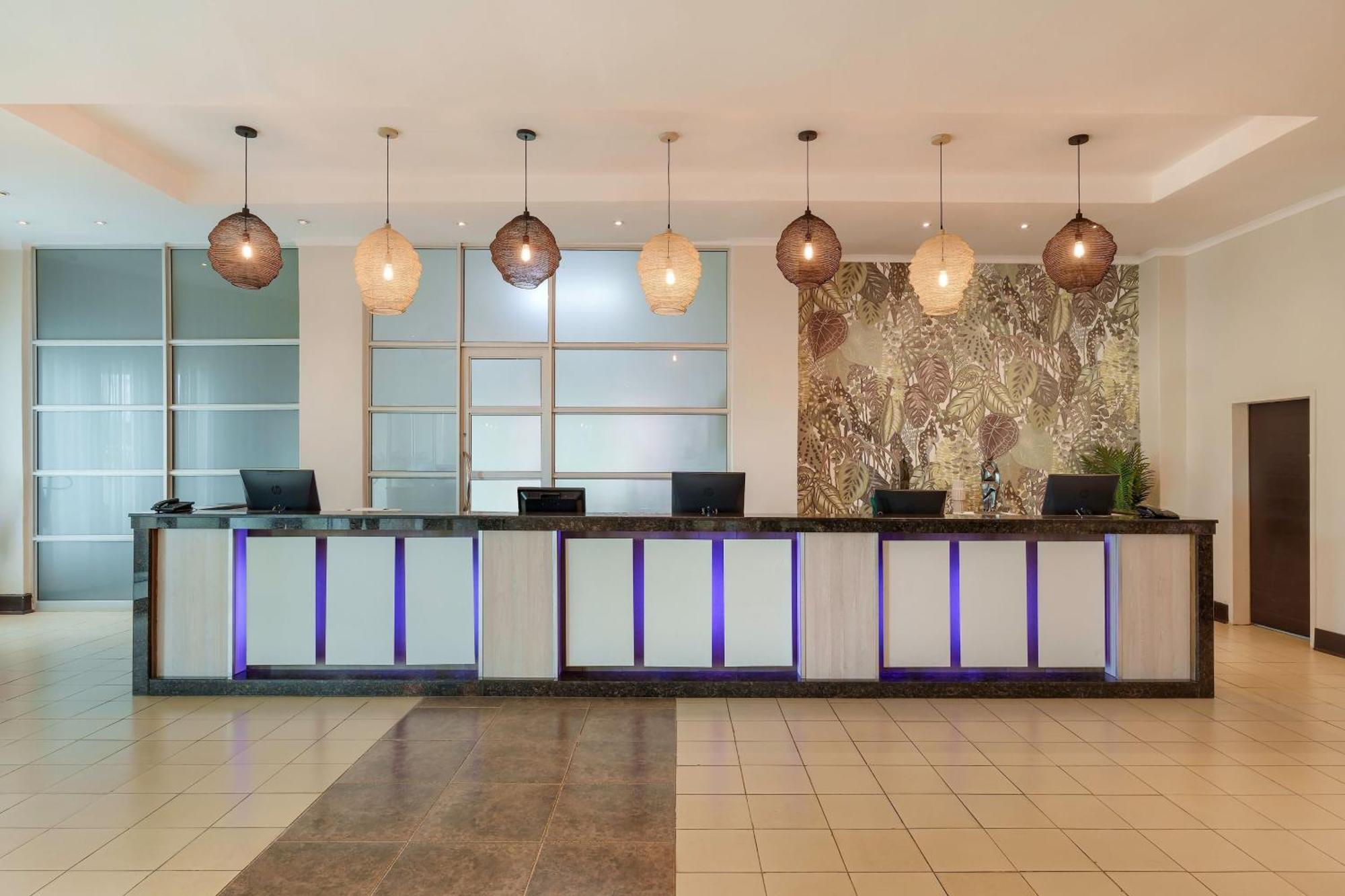 Protea Hotel By Marriott Lusaka Buitenkant foto