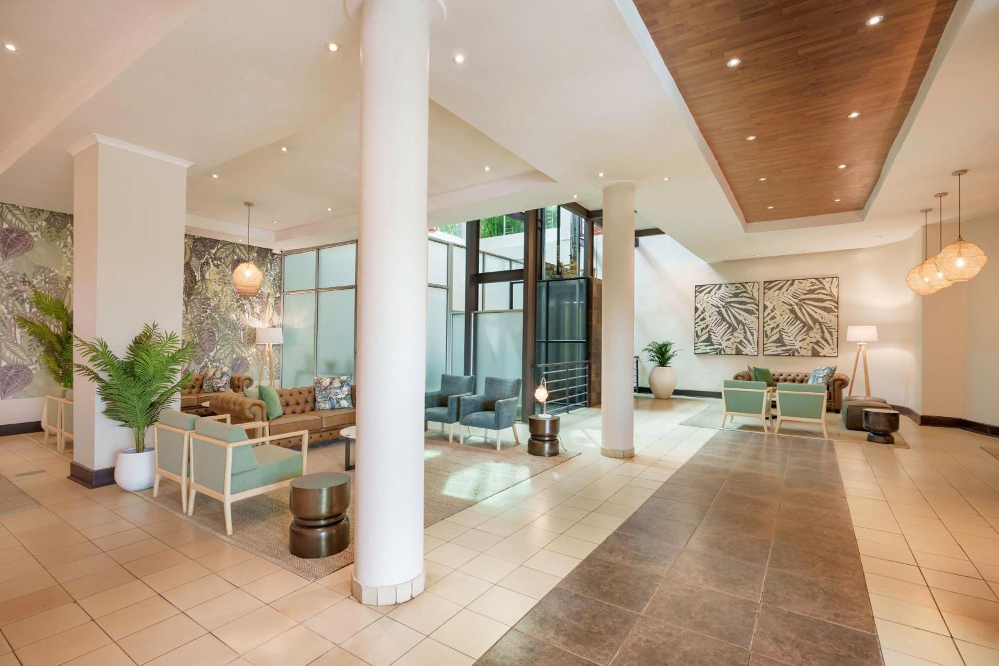 Protea Hotel By Marriott Lusaka Buitenkant foto