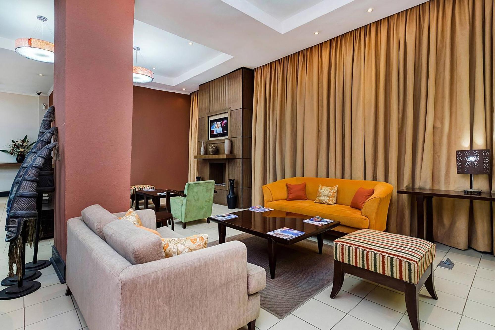 Protea Hotel By Marriott Lusaka Buitenkant foto