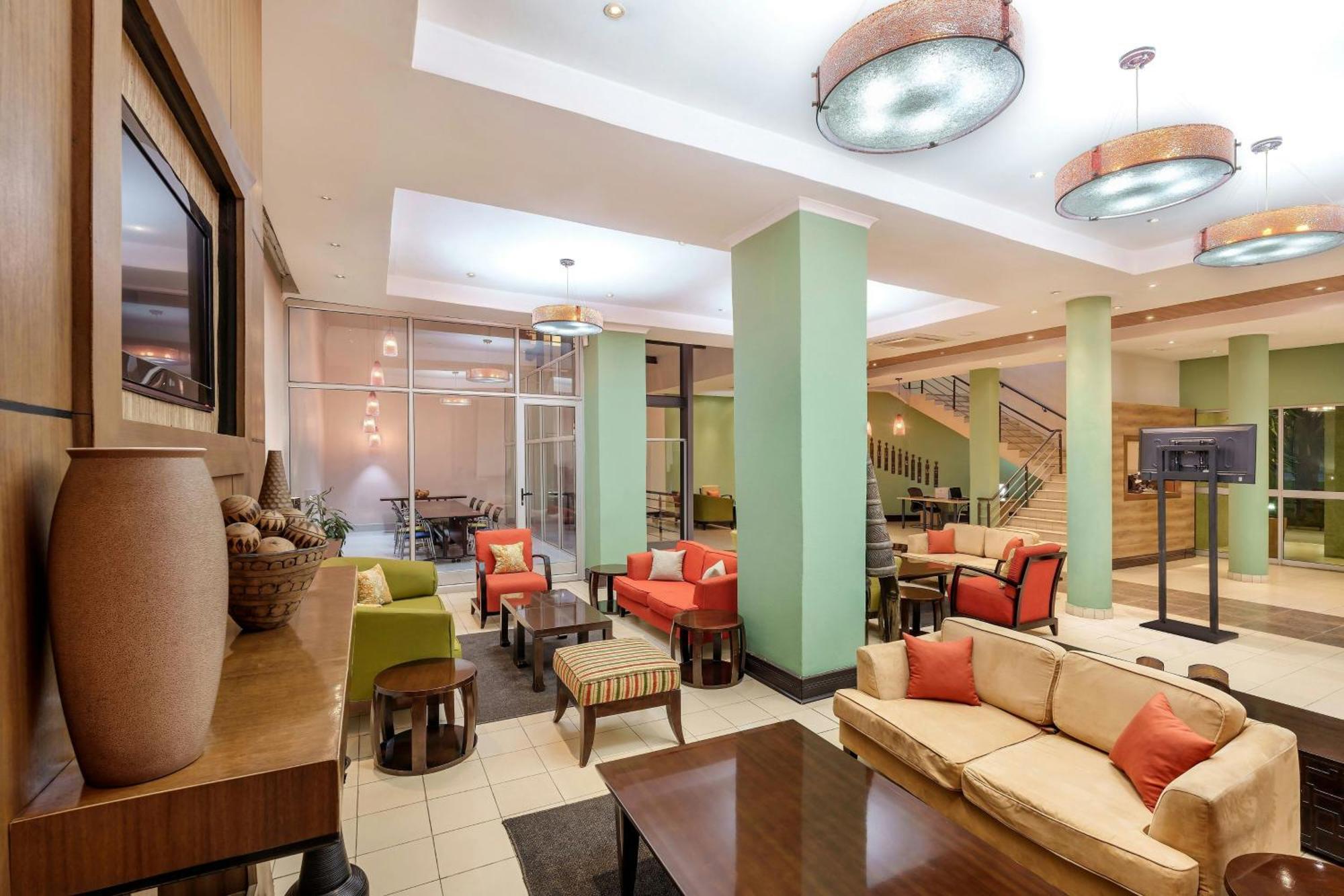 Protea Hotel By Marriott Lusaka Buitenkant foto